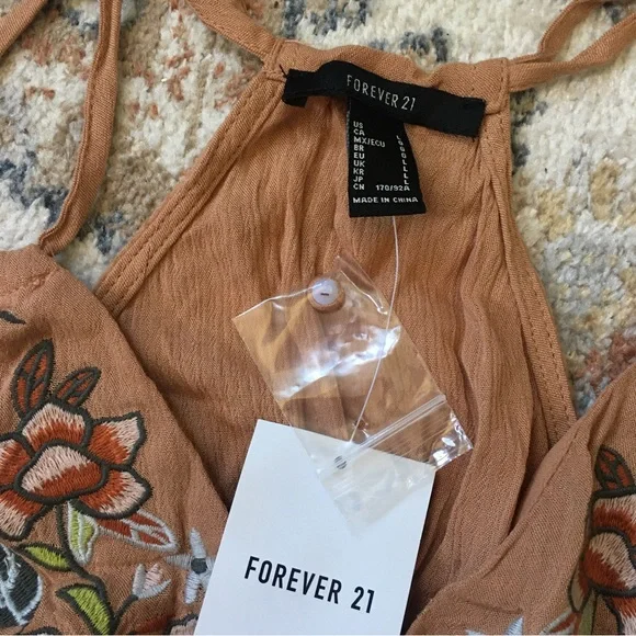 NWT Forever 21 boho gauze embroidered floral strappy button down crop top - Picture 9 of 10